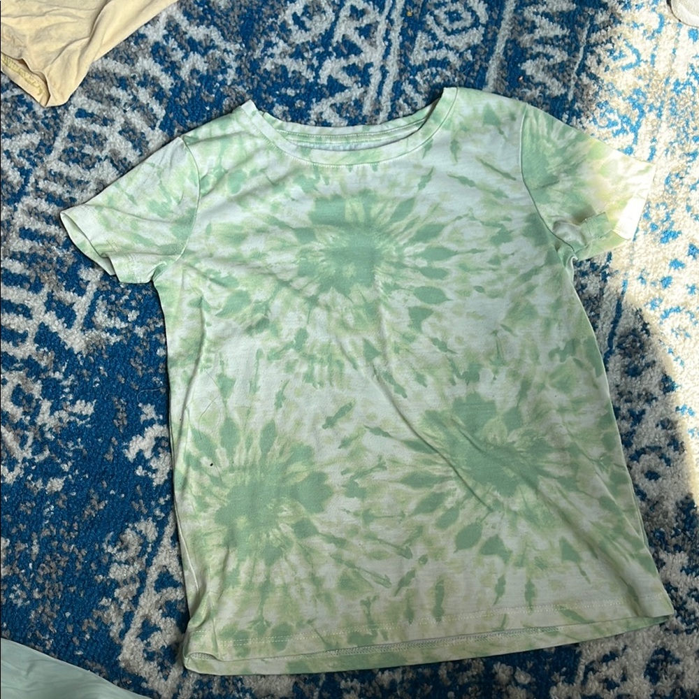 Old Navy Green Tie-Dye Kids Short Sleeve Tee
